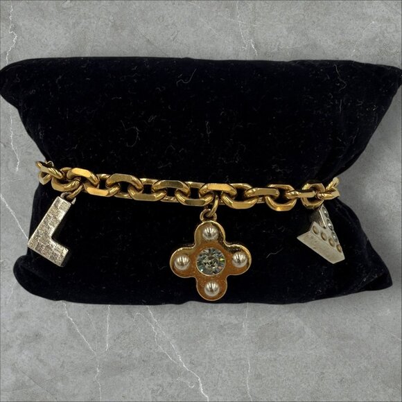 Louis Vuitton Multicolor Love Letter Timeless Bracelet - Picture 2 of 9